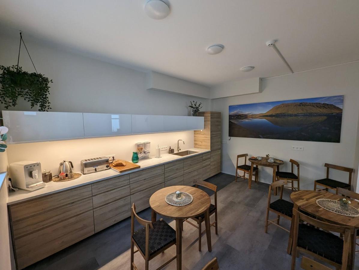 The Isafjoerthur Inn By Ourhotels Bagian luar foto