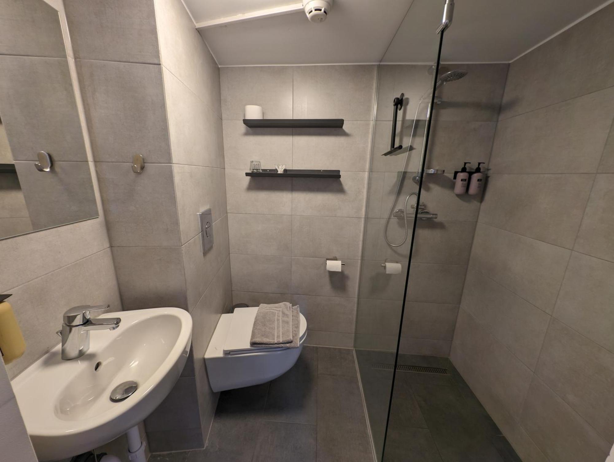 The Isafjoerthur Inn By Ourhotels Bagian luar foto